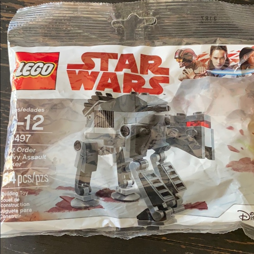 LEGO Star Wars First Order Heavy Assault Walker